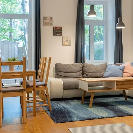 Cozy Apartment, 2 Private Terraces, 8 Min To City Center Vienna Exterior photo